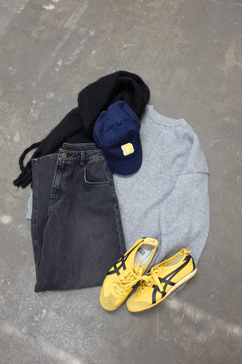 ベーシックルーズニット